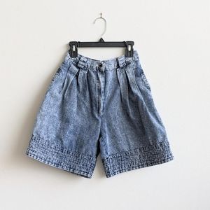 Vintage 80s acid wash high waisted shorts
